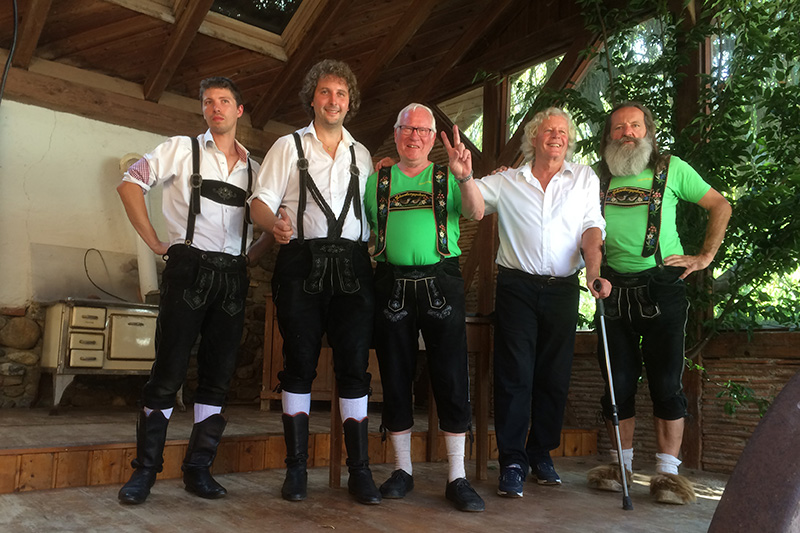 Gehrenbergspatzen in der Reutem&uuml;hle in &Uuml;berlingen-Bambergen