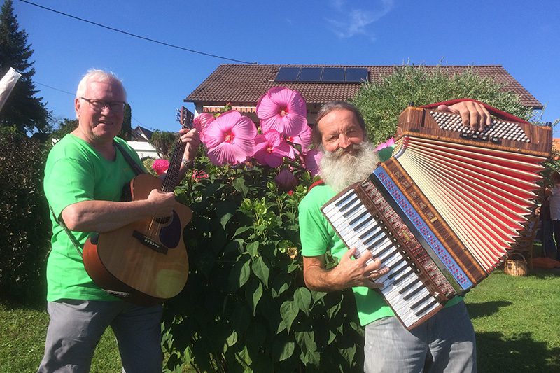 Diverse Performances in &Ouml;sterreich und Baden-W&uuml;rttemberg